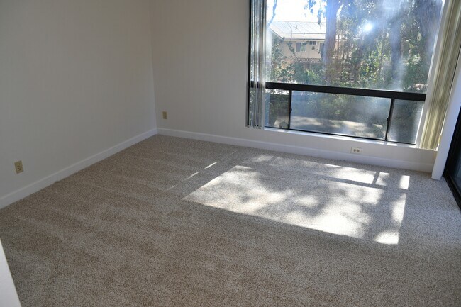 Building Photo - 10336 Ridgewater Ln