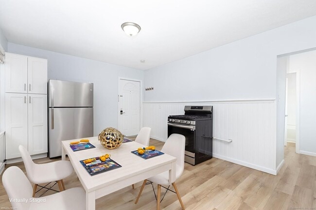 Building Photo - 80 Belden St