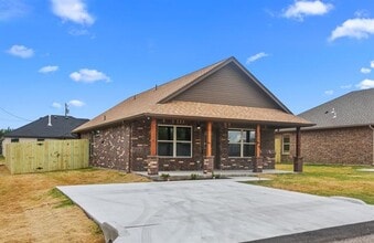 Building Photo - 2605 Centaurus Way