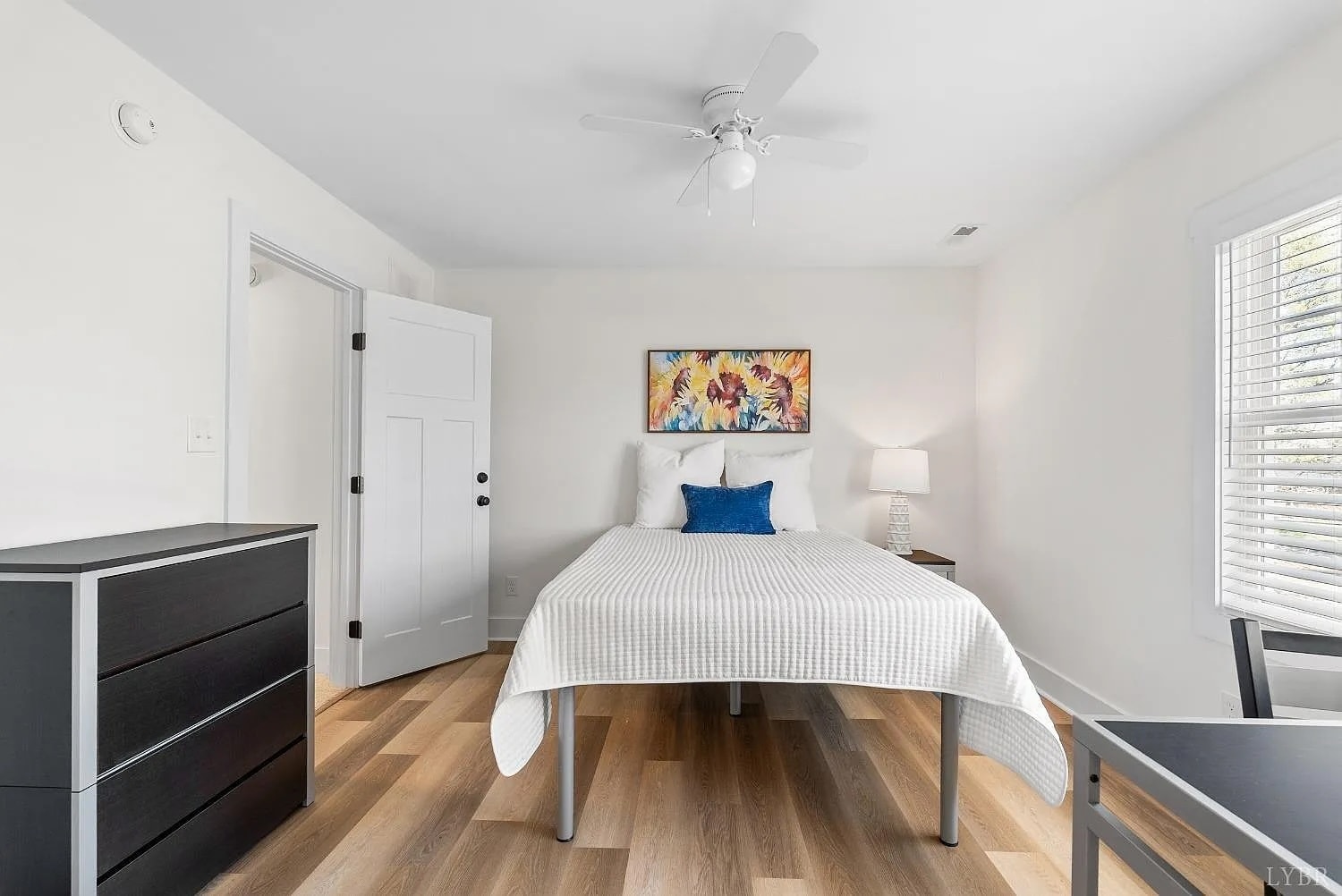 Building Photo - 1600 Wards Ferry Rd