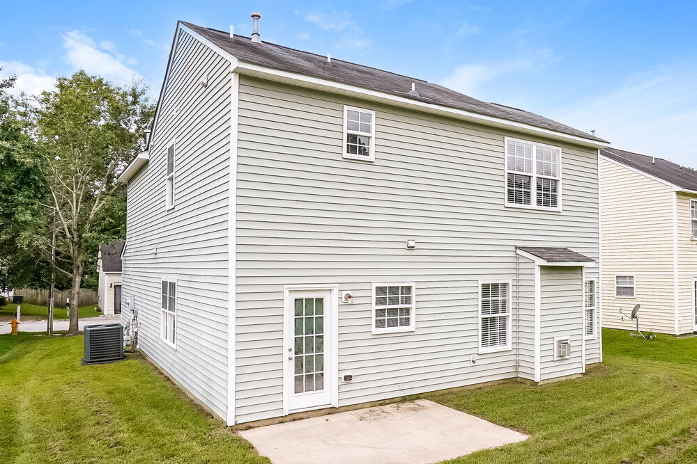 Building Photo - 5817 Weddington Rd