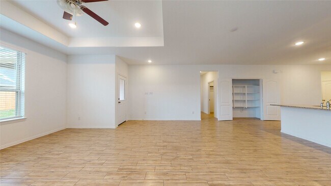 Building Photo - 31314 Whitfield Ct