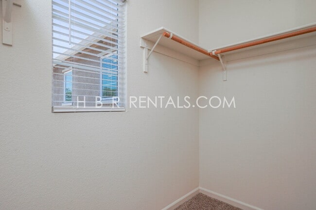 Building Photo - Questa Village: Spacious 3-Bedroom Retreat...