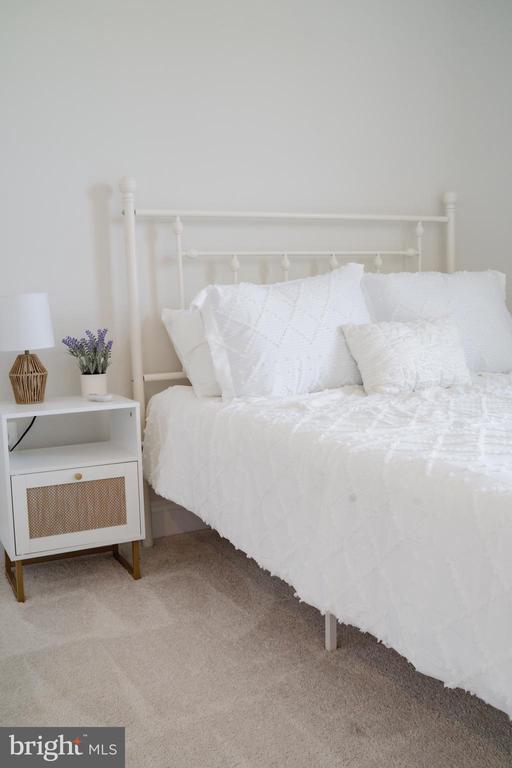 Building Photo - 36046 Auburn Wy