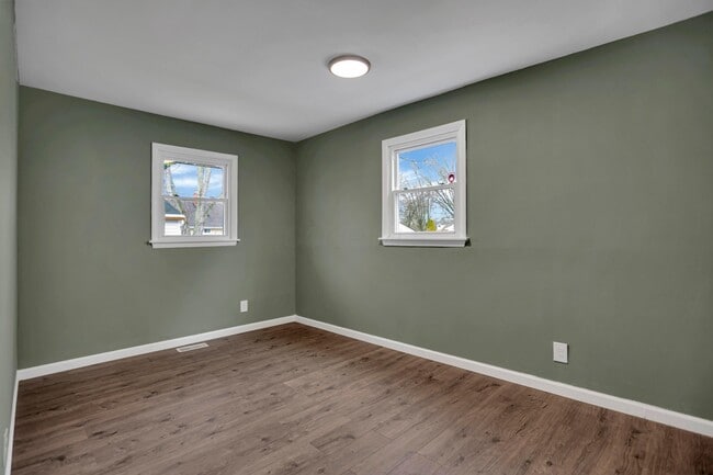Building Photo - 1251 Dellwood Ave