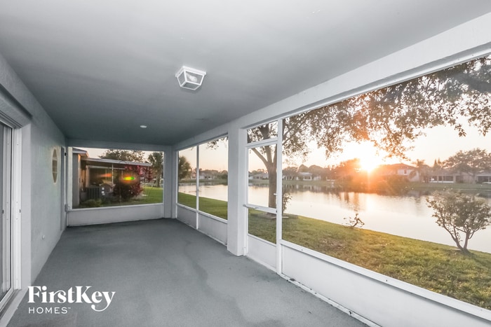 Building Photo - 1310 Berryhill Dr
