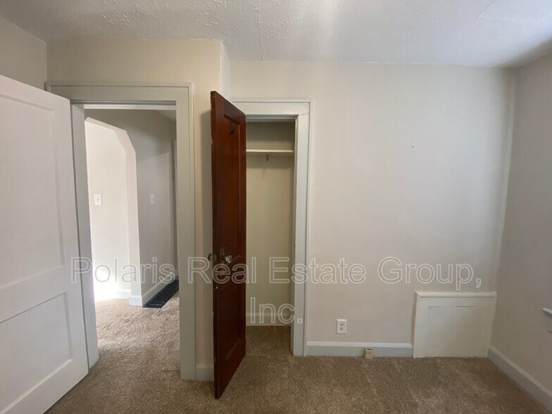 Building Photo - 1102 N Emerson Ave