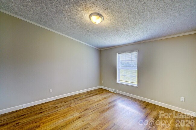Building Photo - 3421 Sorrells Baxter Rd