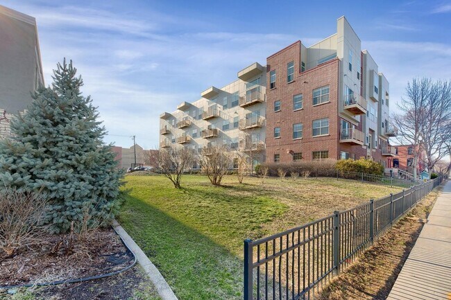 Building Photo - 3310 Nicollet Ave
