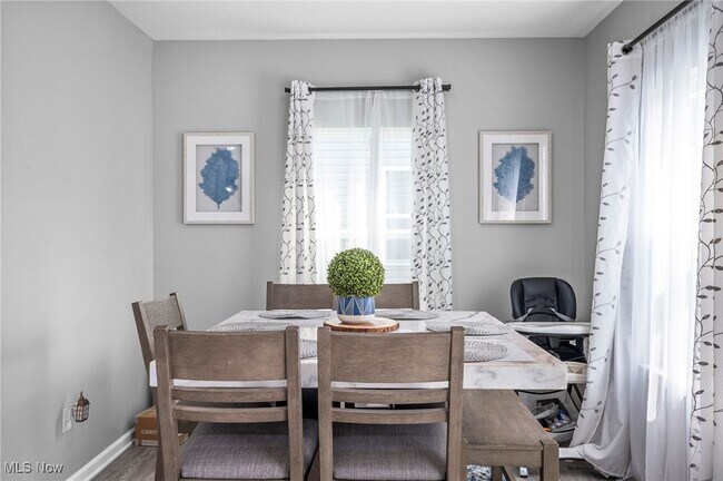 Building Photo - 9256 Preserve Way