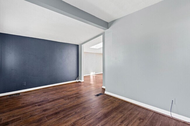 Building Photo - 130 Brooklawn Dr