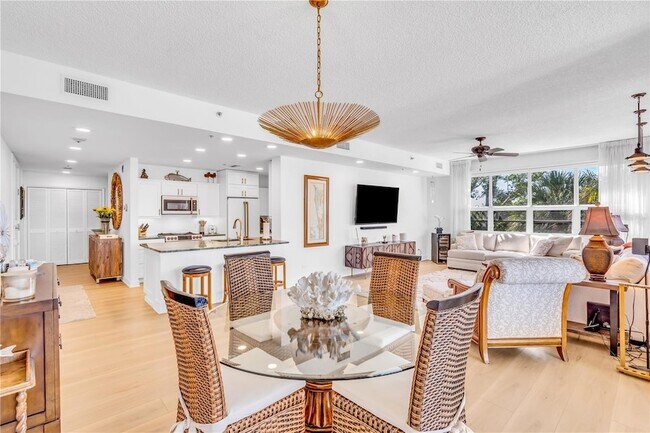 Building Photo - 615 Dream Island Pl