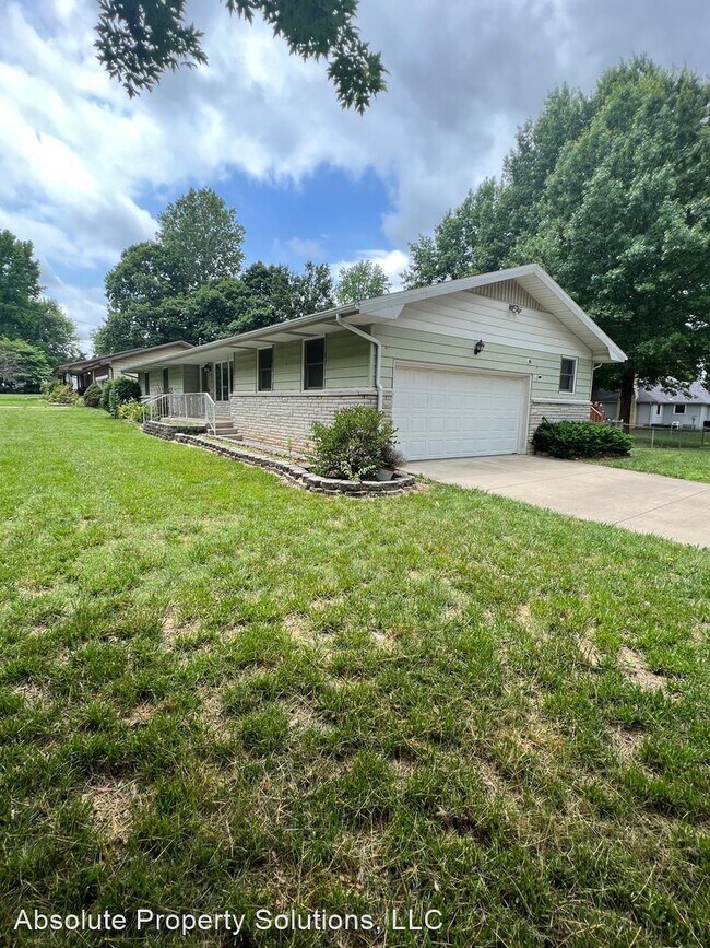 Building Photo - 4 br, 3 bath House - 207 S York Ave