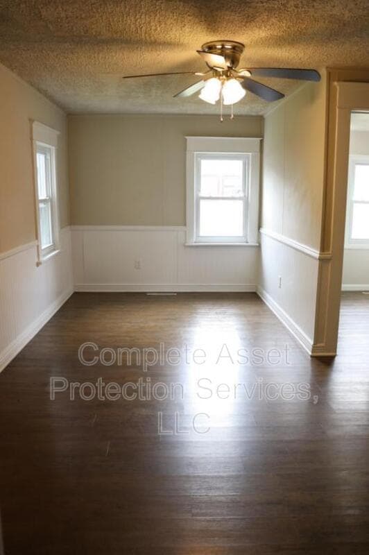 Building Photo - 105 Norton St