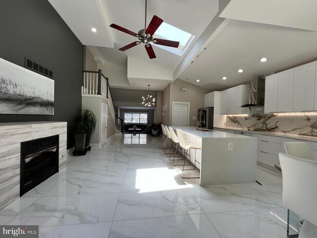 Building Photo - 3332 Philmont Ave