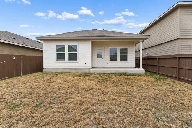 Building Photo - 4550 Meerkat Dr