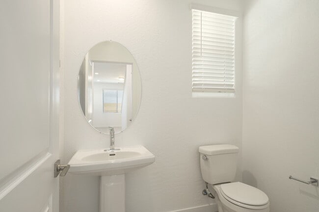 Building Photo - 2966 E Tierra Dr