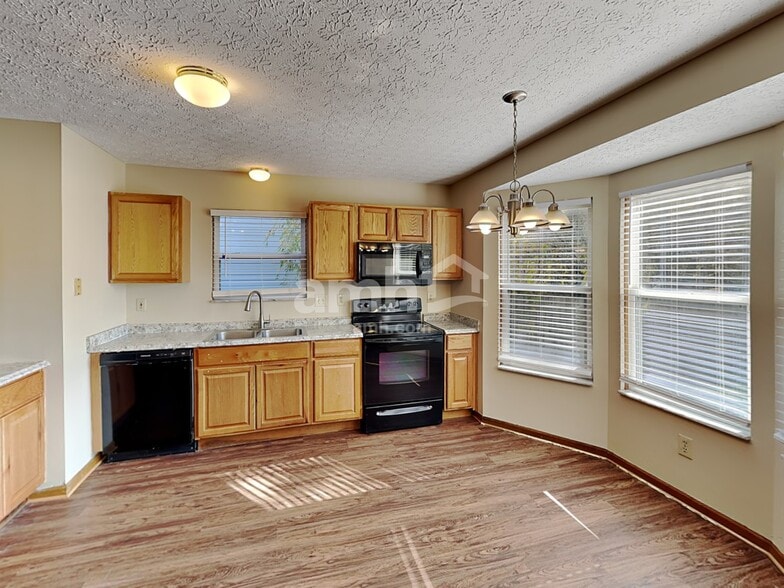 Building Photo - 7181 Candlestone Dr