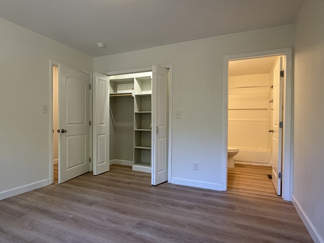 Building Photo - 214 W Union St