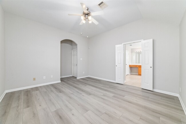 Building Photo - 13206 Rustic Garden Dr