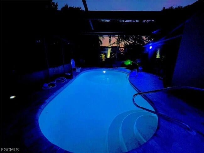 Building Photo - 13226 Winsford Ln