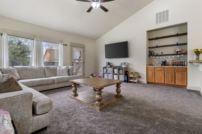 Building Photo - 10976 W Hidden Brook Dr