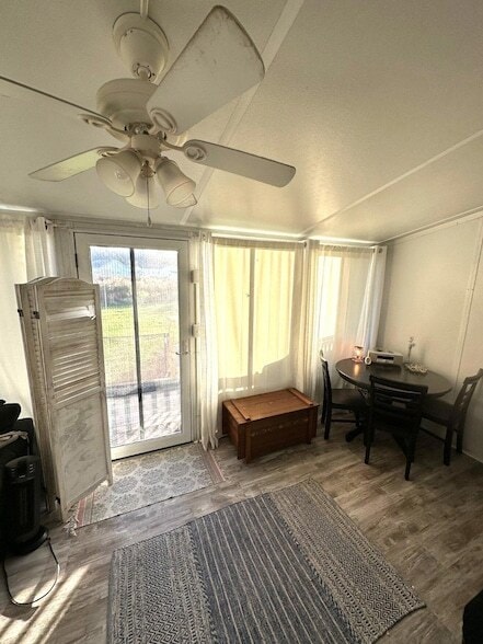 Building Photo - 38319 Thistle Ln