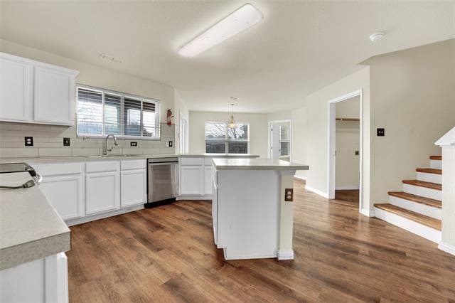 Building Photo - 917 Bloomfield Dr