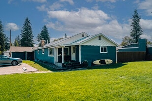 Building Photo - 901 Kalispell Ave