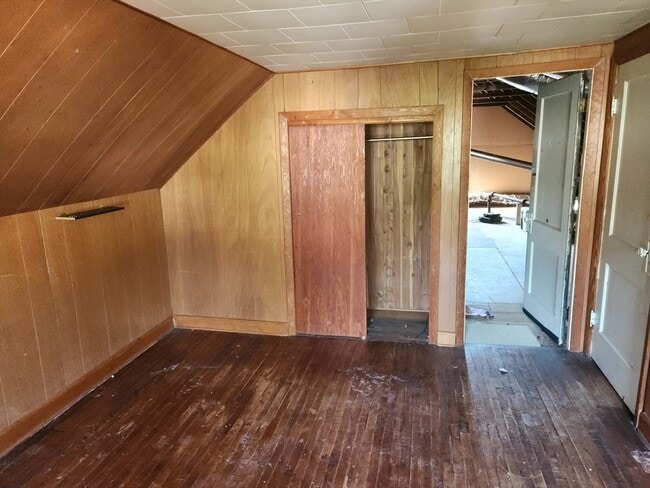 Building Photo - 27 Virginia St