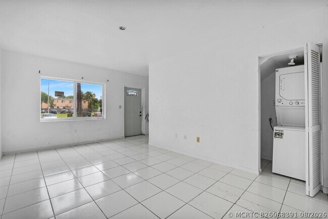 Building Photo - 306 NW 84th Terrace