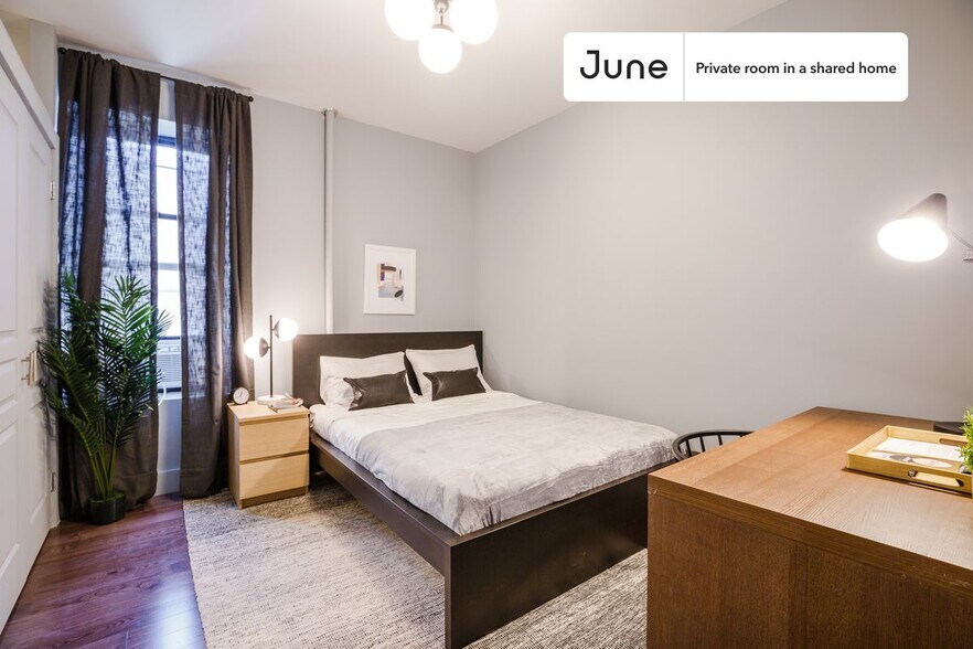 Primary Photo - Room in Shared 5 bed/2 bath home