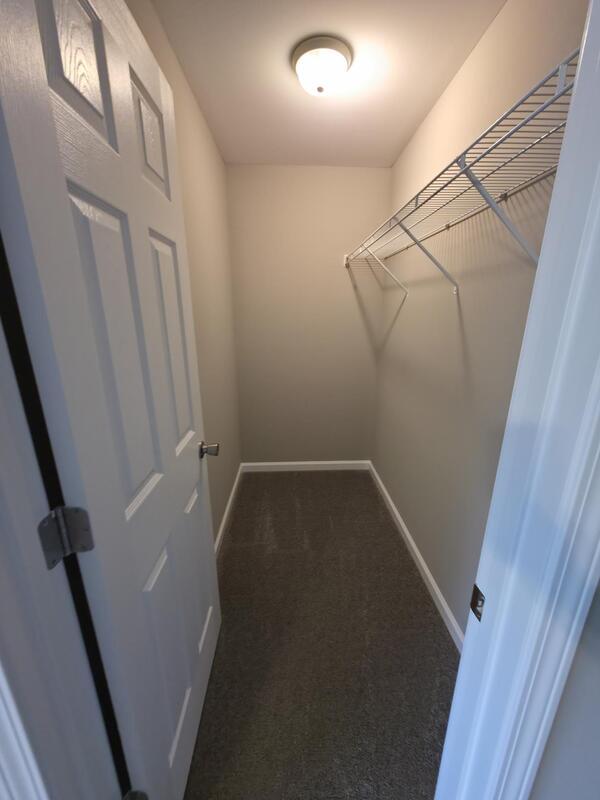 Building Photo - 480 Candlestick Dr