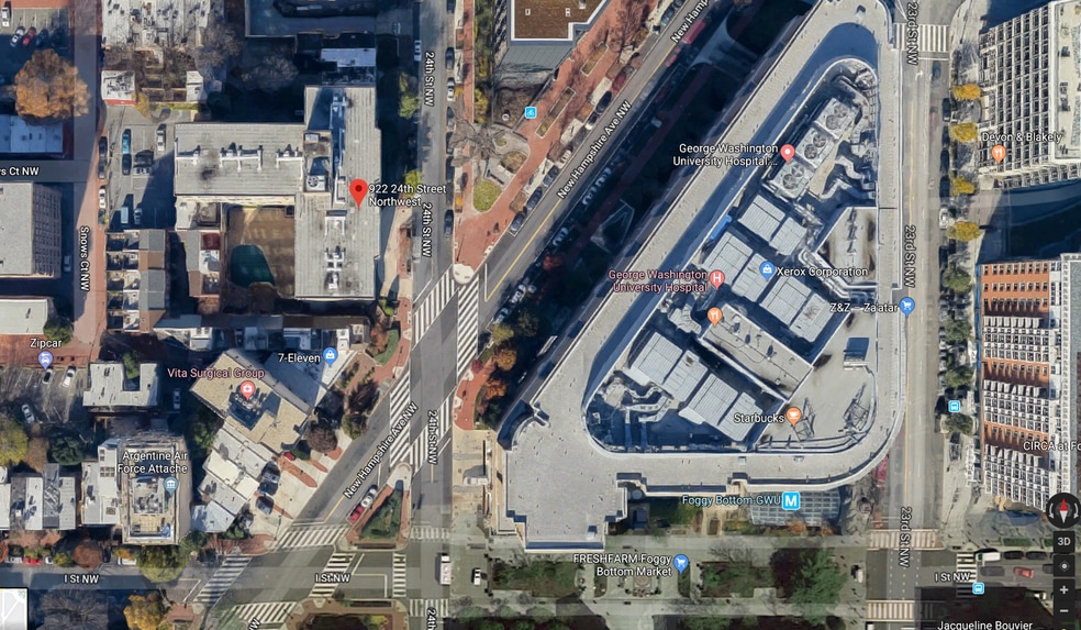 Building Photo - 922 24th St NW