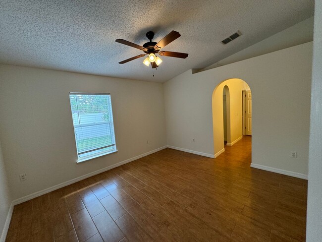 Building Photo - Ready to move-in March 14th!  Charming 3 B...