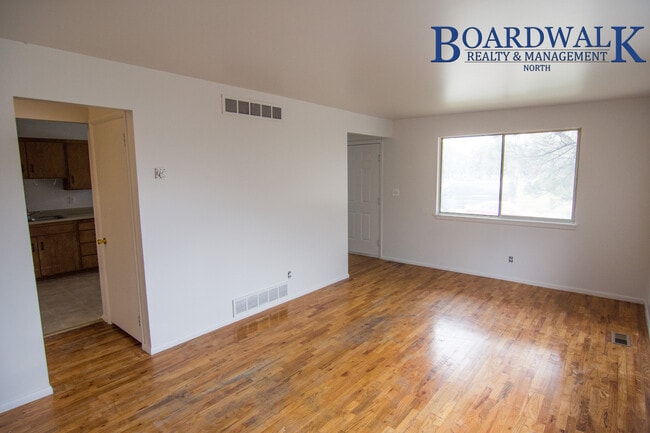 Building Photo - Great 2 bedroom in Ogden!