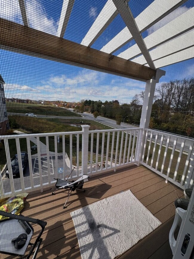 Building Photo - Spacious, Modern Condo in Owings Mills — M...