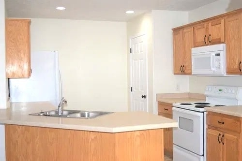 Building Photo - 265 N 4300 W