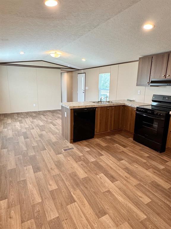 Building Photo - 20452 Vick Dr