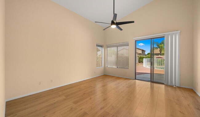 Building Photo - 7798 E Buteo Dr