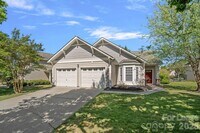 Building Photo - 1626 Hammond Dr
