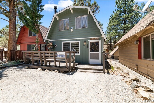 Building Photo - 692 San Bernardino Ave