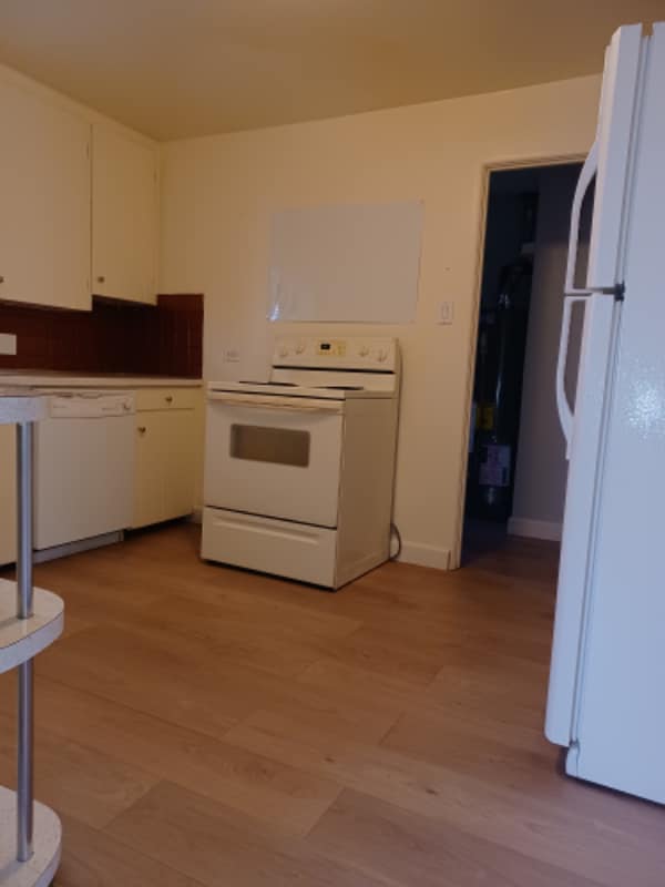 Building Photo - 2160 Osceola St