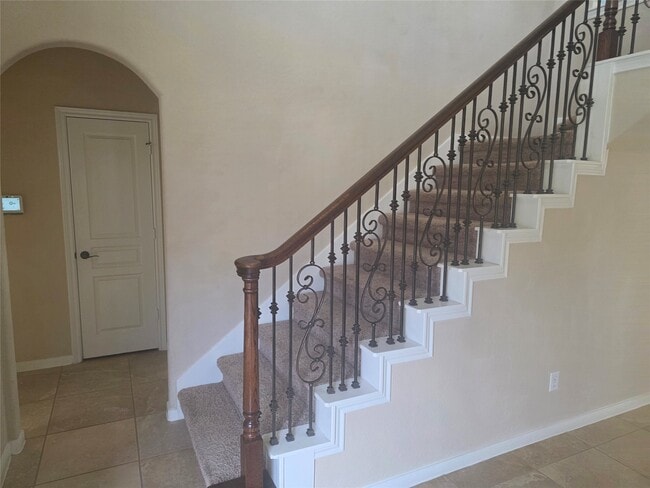 Building Photo - 2520 Garnetfield Ln