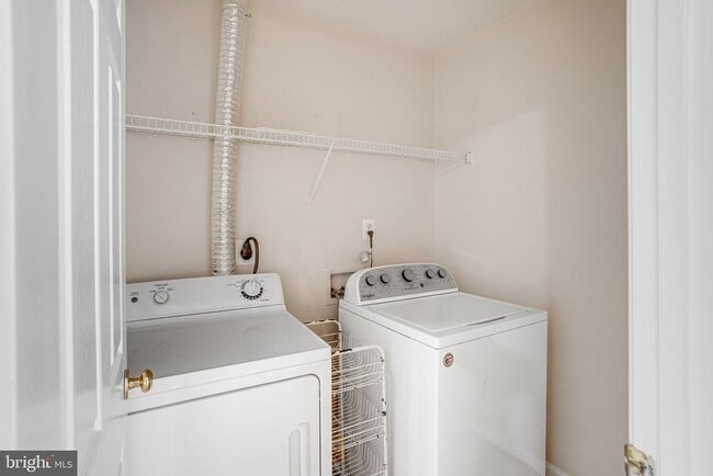 Building Photo - 11973 Rayborn Creek Dr