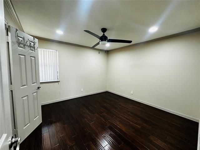 Building Photo - 6646 E Lovers Ln