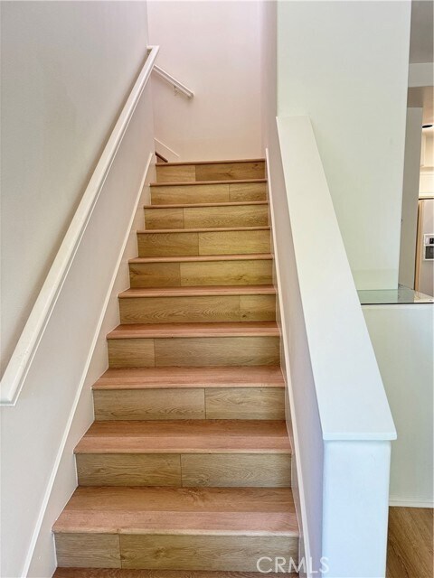 Building Photo - 2701 Dunstan Dr