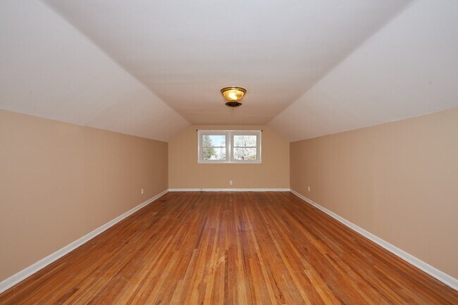 Building Photo - Coming soon: Large 3+ BR, 2 BA home with garage