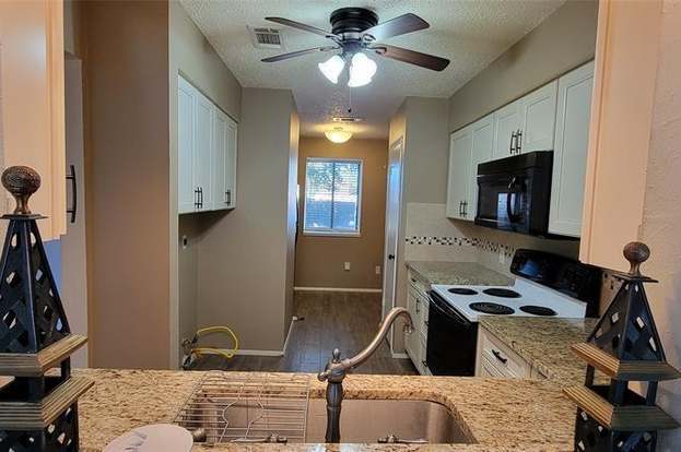 Building Photo - 6604 Montauk Dr