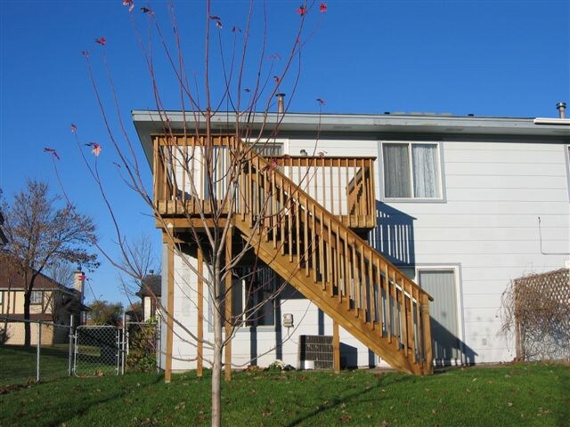 Building Photo - 3552 Independence Ave N